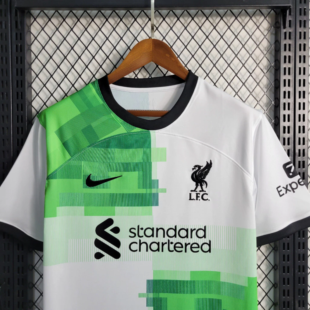 Camiseta Liverpool visitante 23/24